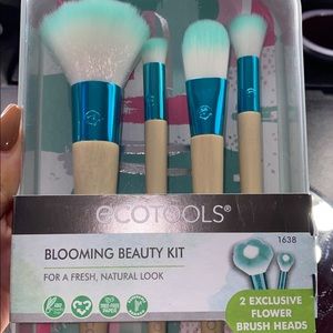 EcoTools: Blooming Beauty Kit